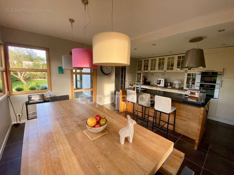 Maison à LARMOR-BADEN