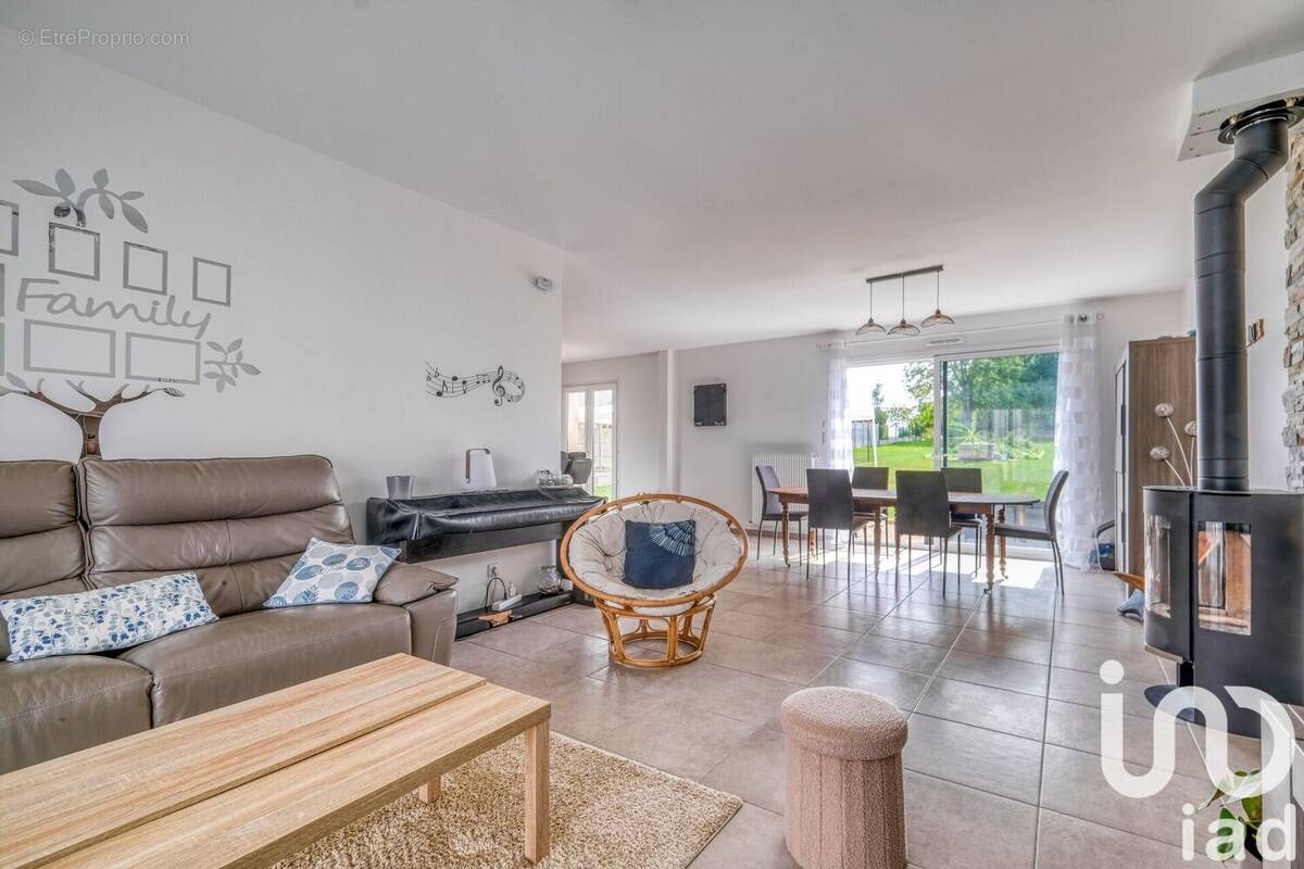 Photo 1 - Maison à BOUTIGNY