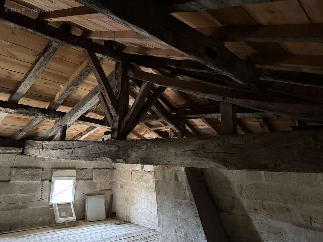 Maison à SAINT-EMILION