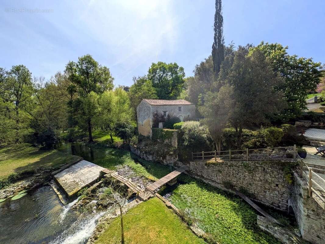 Maison à COGNAC