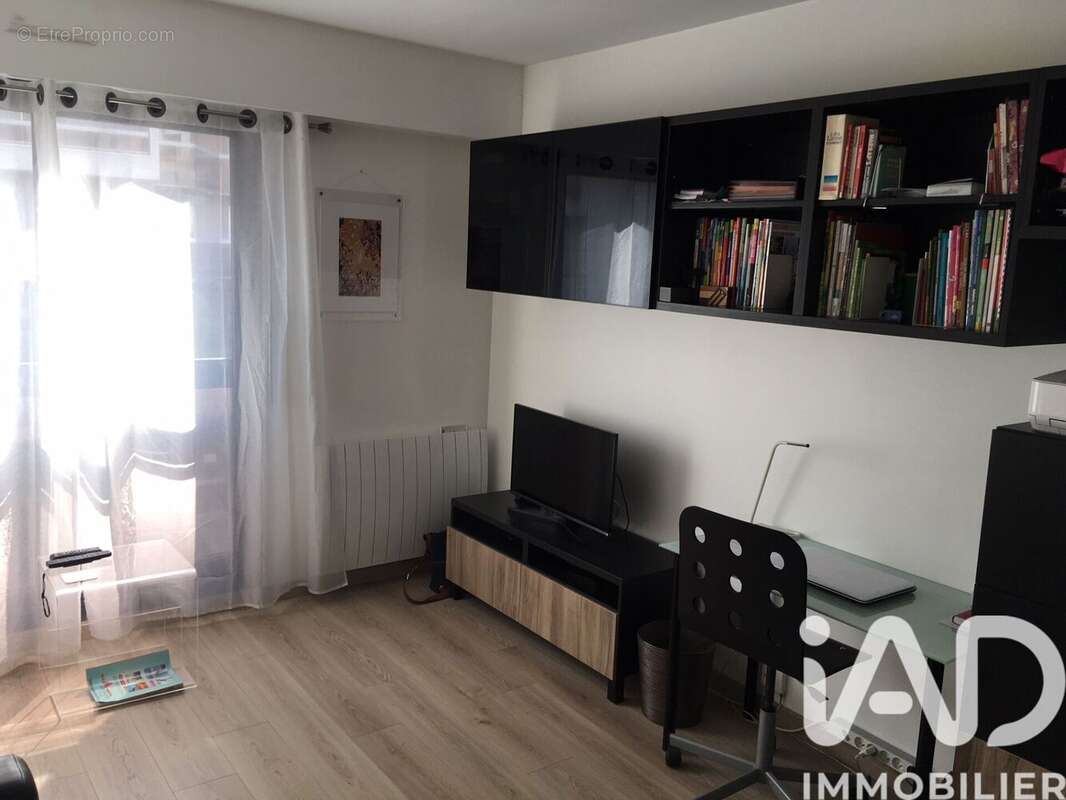 Photo 4 - Appartement à PARIS-15E