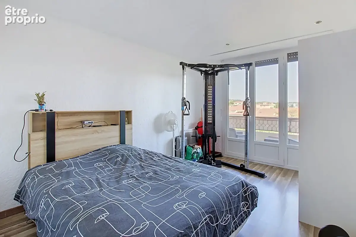 A VENDRE en exclusivité à DRAGUIGNAN Appartement T4 prêt-à-vivre, terrasses et cave - photo 6