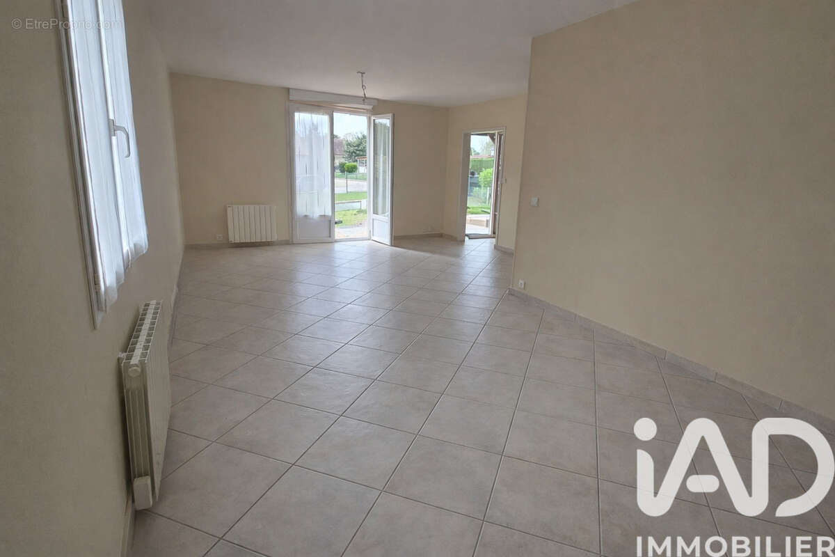 Maison 85 m² à Petiville  - photo 5
