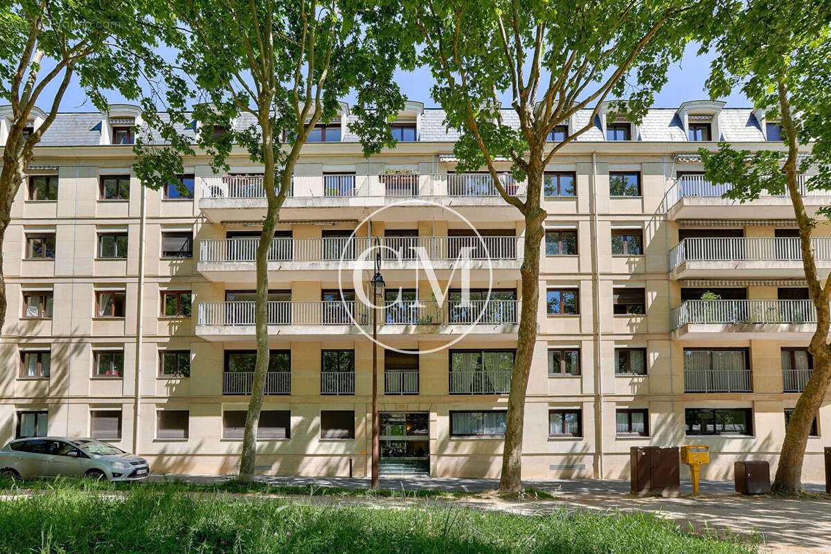 Appartement à VERSAILLES