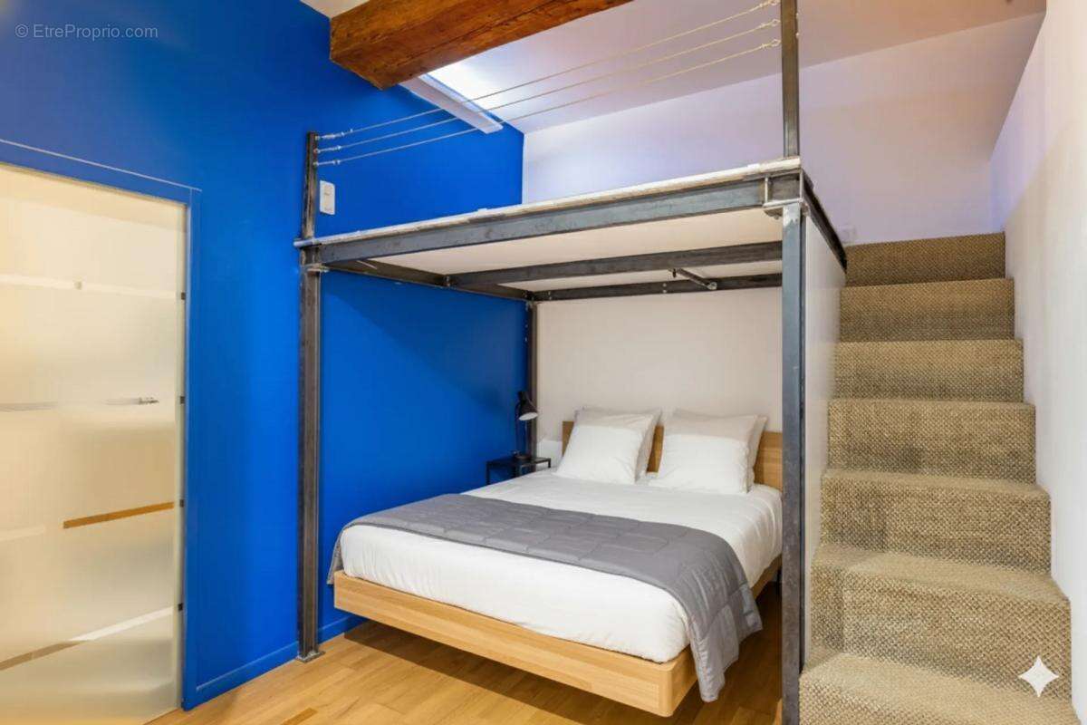 Appartement à CALUIRE-ET-CUIRE