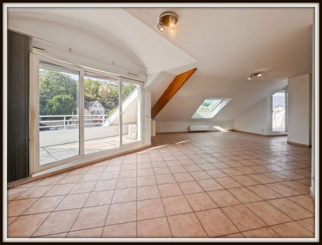 Appartement à vendre 4 pièces CHAMBERY (73) de 100,8m² carrez - photo 8