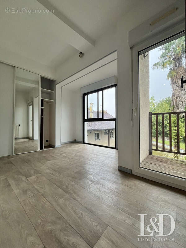 Maison 150 m² à Baigts-De-Bearn  - photo 4
