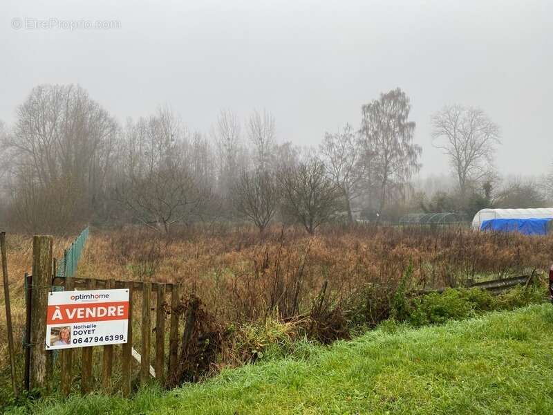Terrain à LIESSE-NOTRE-DAME