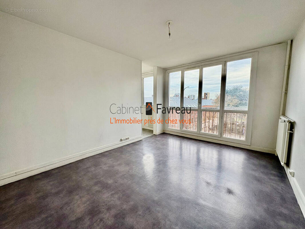 Appartement à VITRY-SUR-SEINE