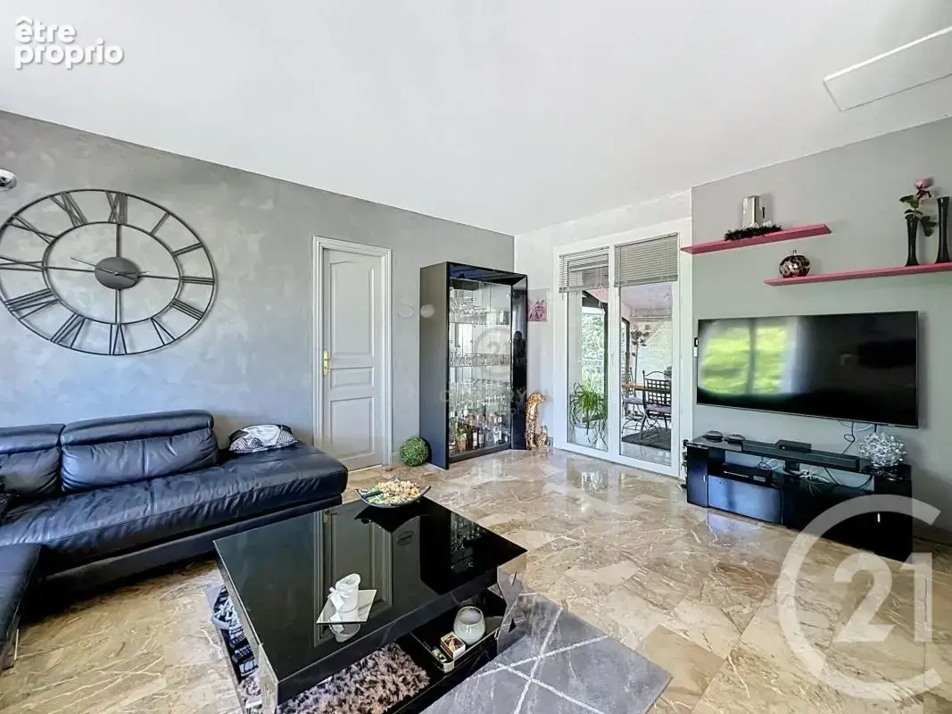 Maison 4 pièces 131 m² à vendre à Grigny (69520) - photo 6
