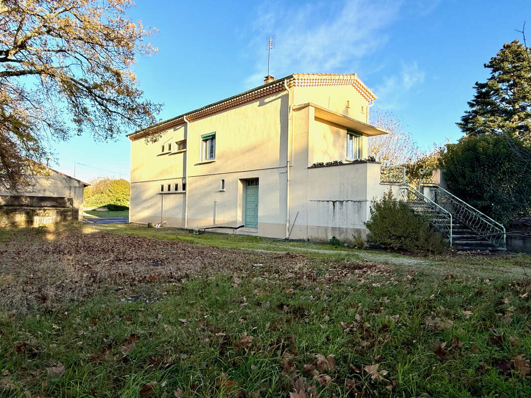 Maison à SUZE-LA-ROUSSE