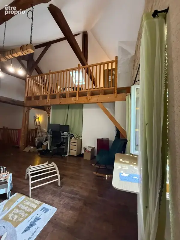 Maison atypique renovee de 170 m2 avec charme et cachet + grand garage et terrain de 600 m2 - photo 7