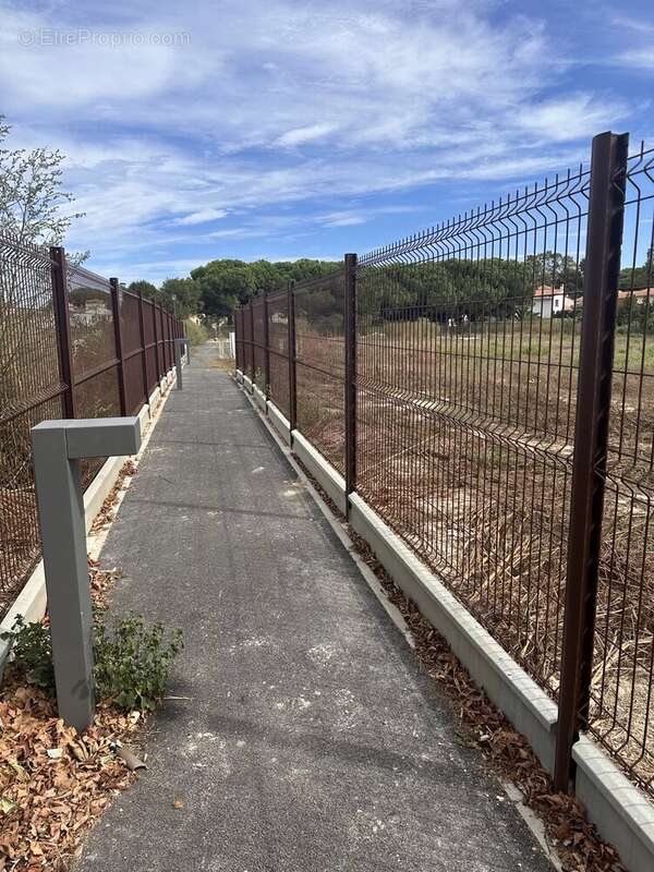 Terrain à SAINTE-MARIE