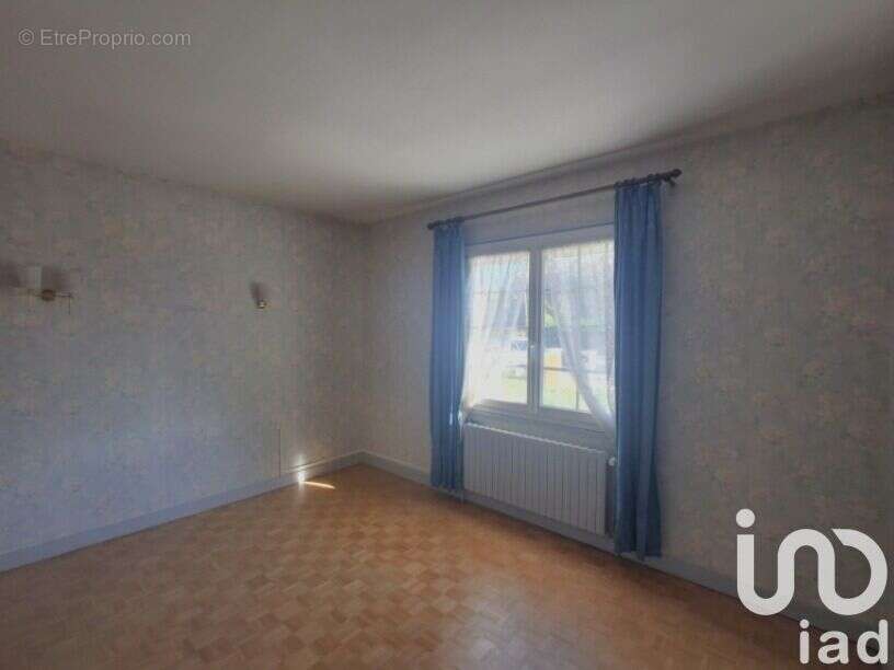 Photo 7 - Maison à MYENNES