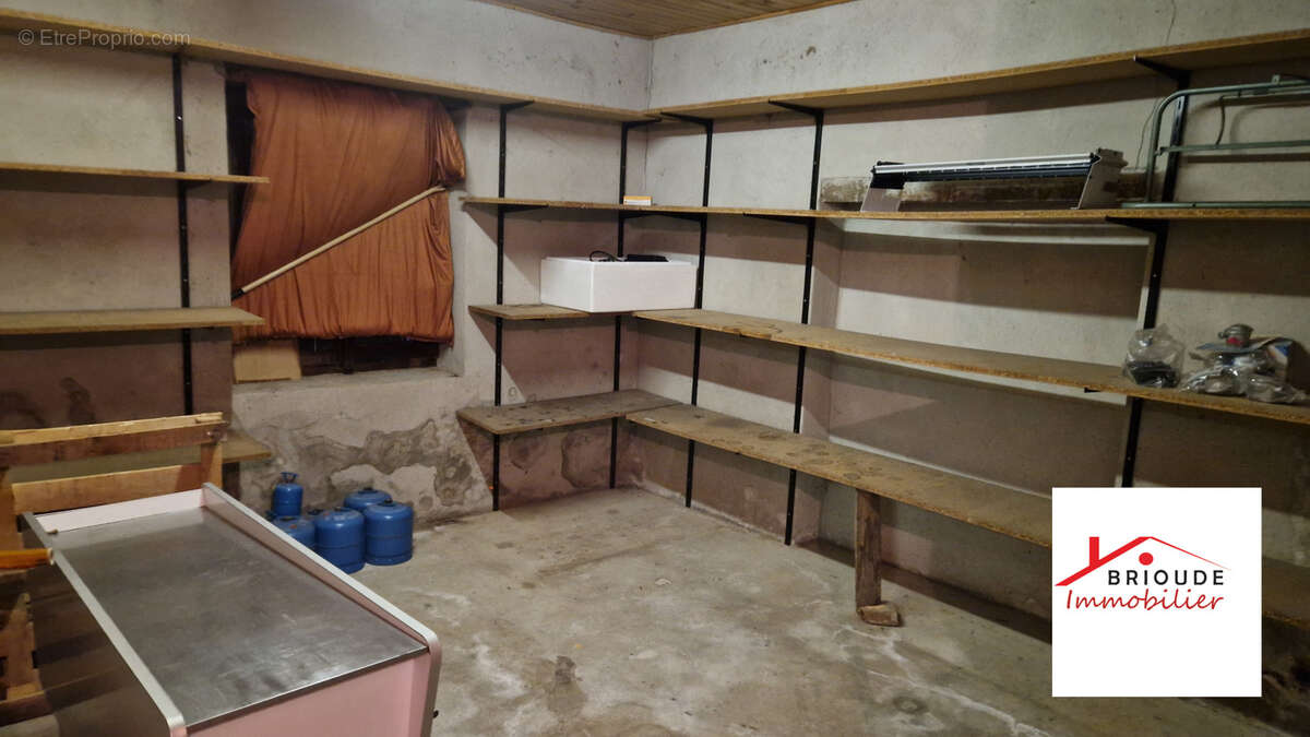 Maison à CHAMPAGNAC-LE-VIEUX