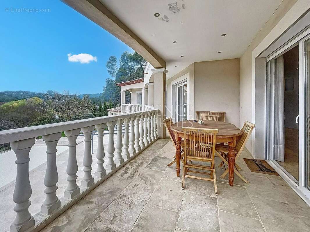 Maison à BARJOLS