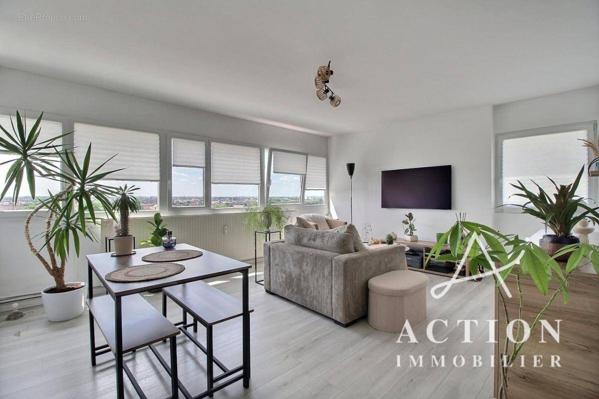 Appartement à MONS-EN-BAROEUL