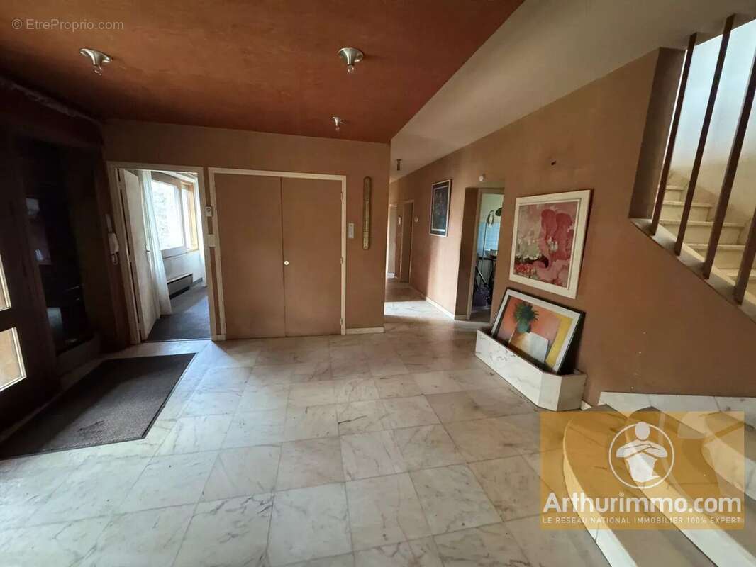 Maison à LE MALZIEU-VILLE