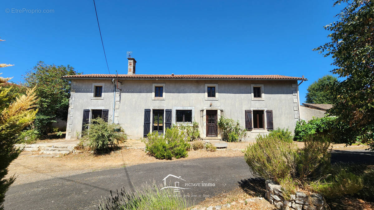 Maison à ROUILLE