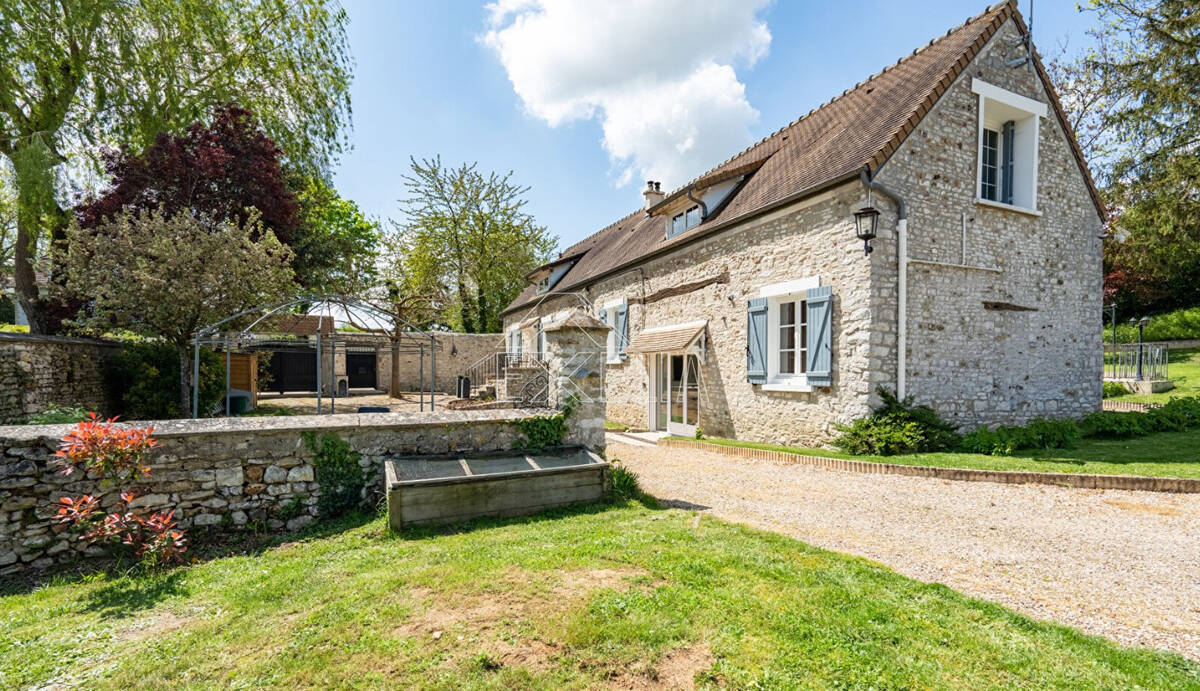 Maison à JOUY-MAUVOISIN