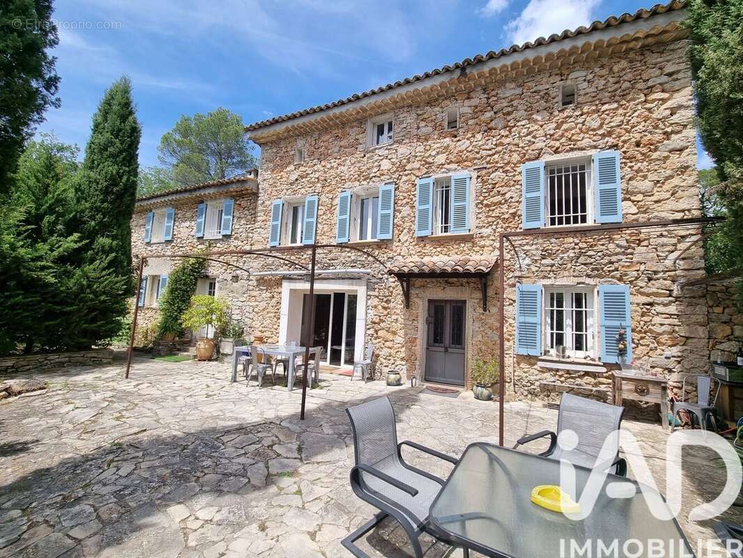 Photo 9 - Maison à LORGUES