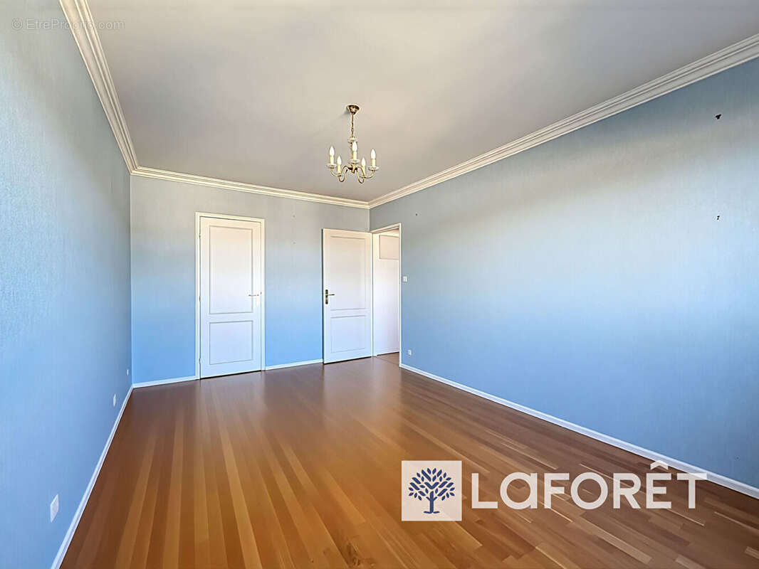 Appartement à LYON-9E