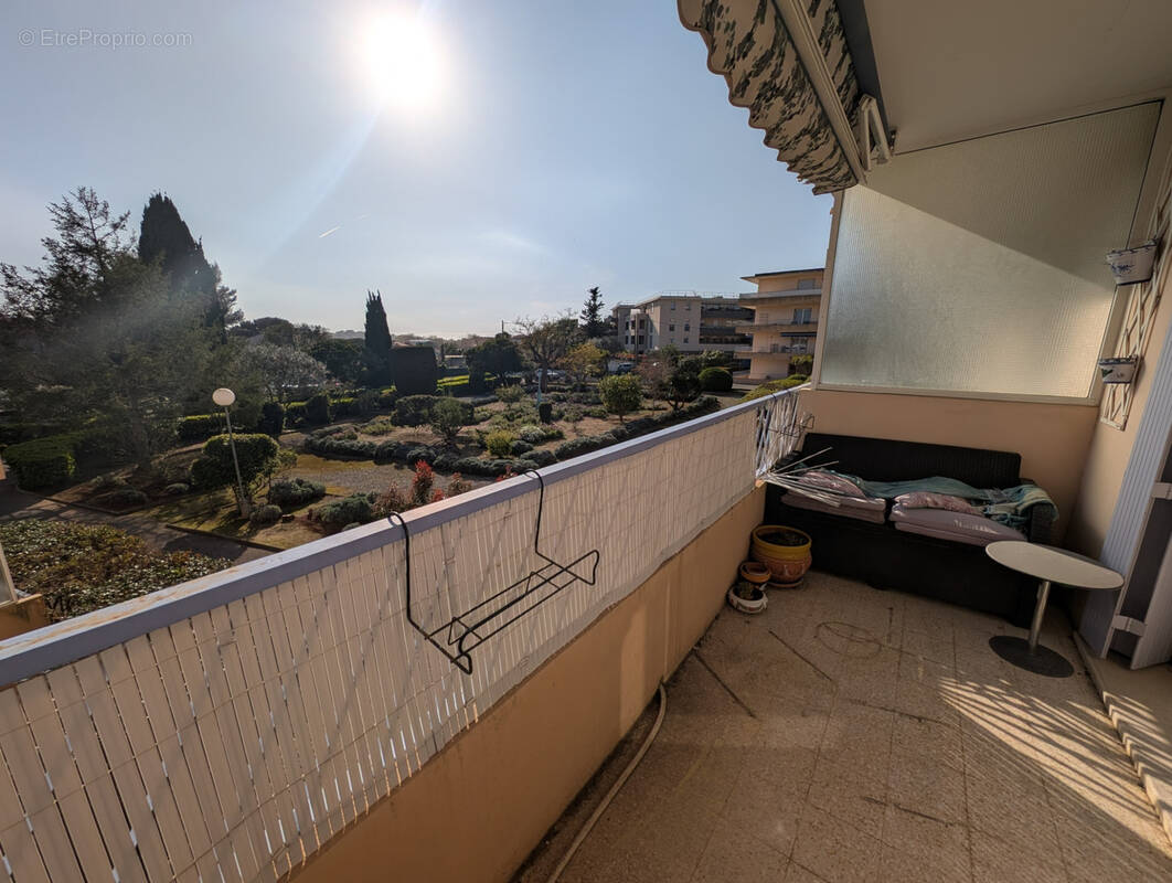 Appartement à SIX-FOURS-LES-PLAGES