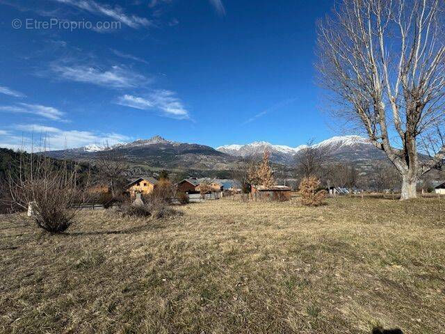 Terrain à SAVINES-LE-LAC