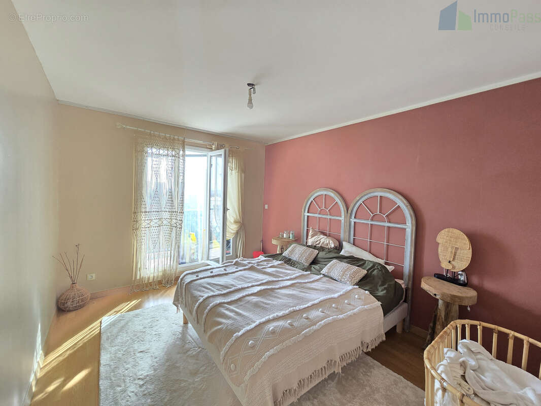 Appartement à VENISSIEUX