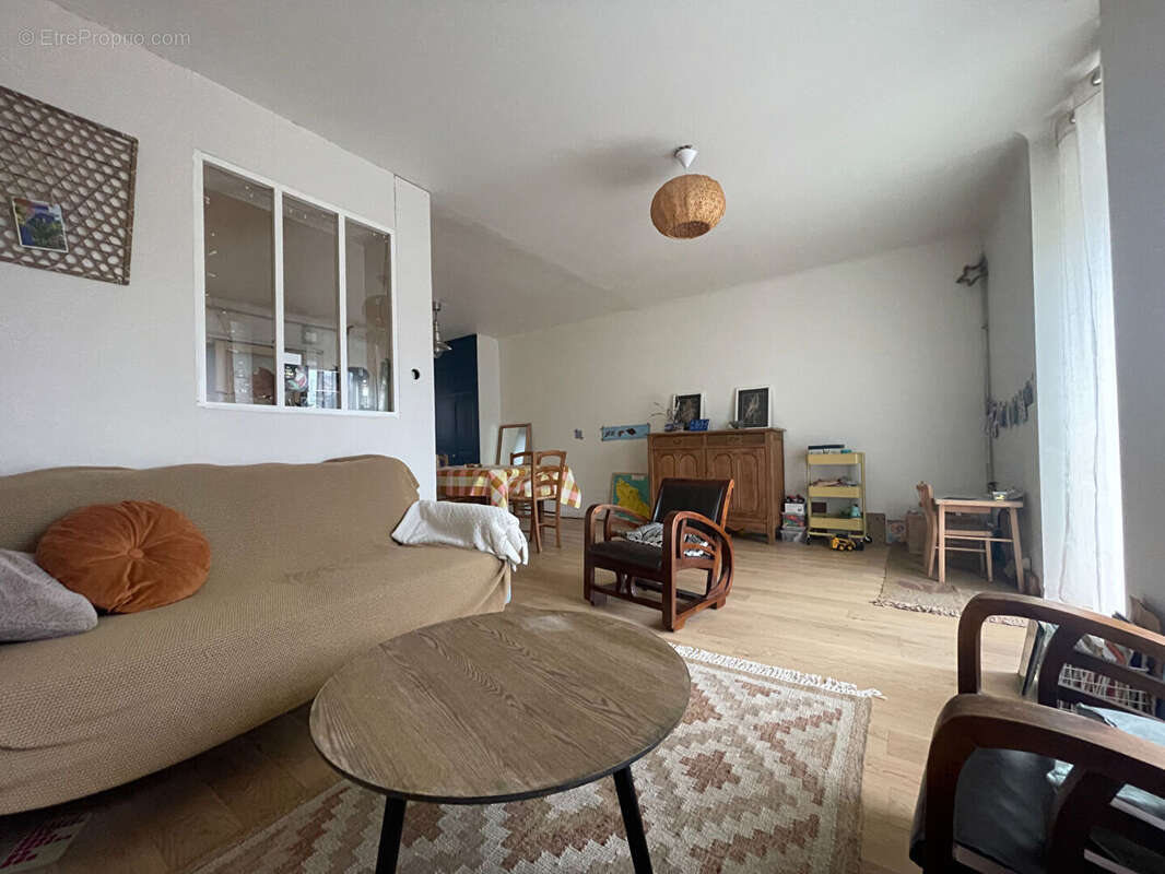 Autre à SAINT-SEBASTIEN-SUR-LOIRE