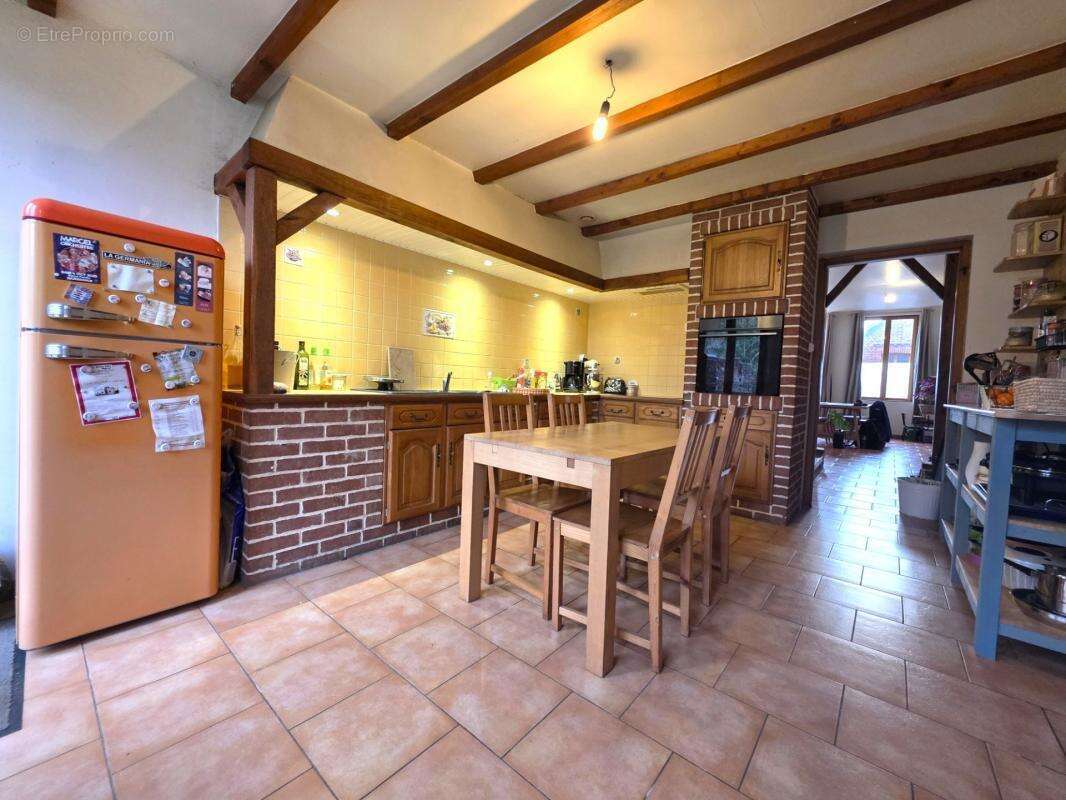 Maison à FONTAINE-AU-PIRE