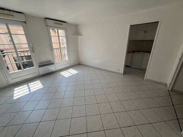 Appartement à EPERNON