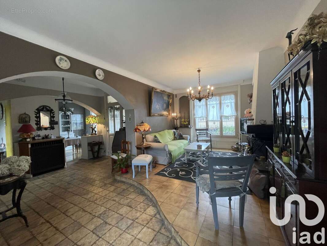 Photo 4 - Maison à SAVIGNY-SUR-ORGE