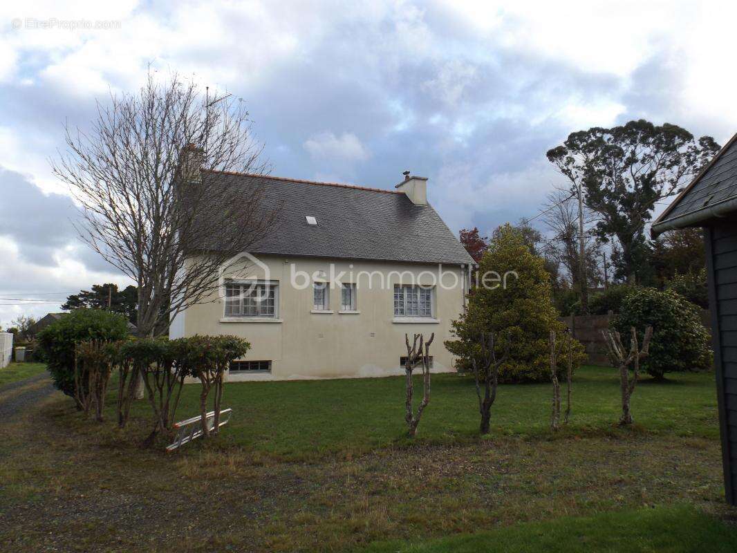 Maison à SAINT-QUAY-PERROS