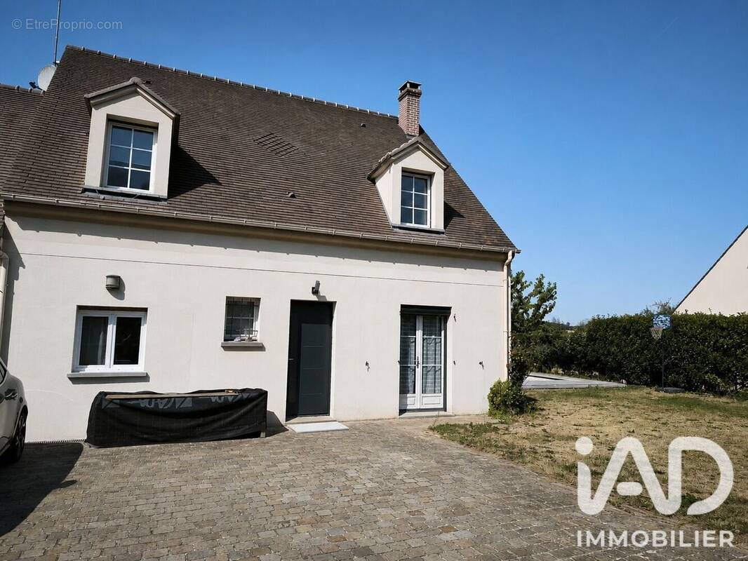 Photo 1 - Maison à SENLIS