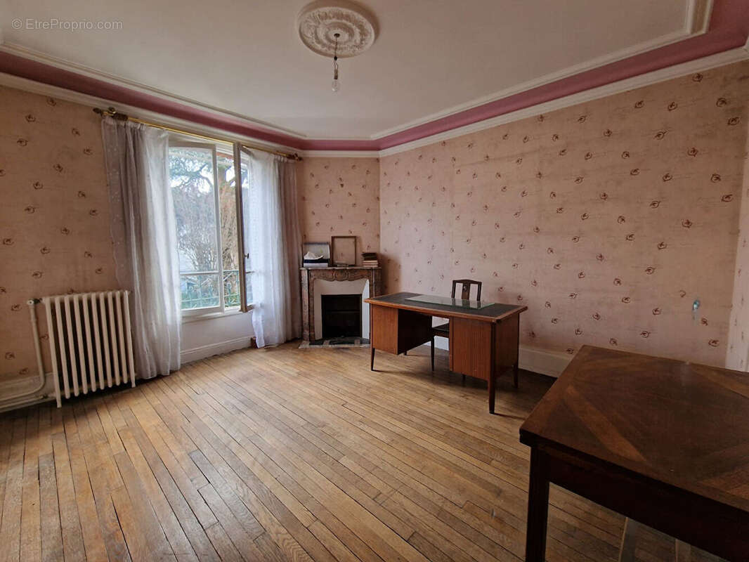 Maison à DEUIL-LA-BARRE