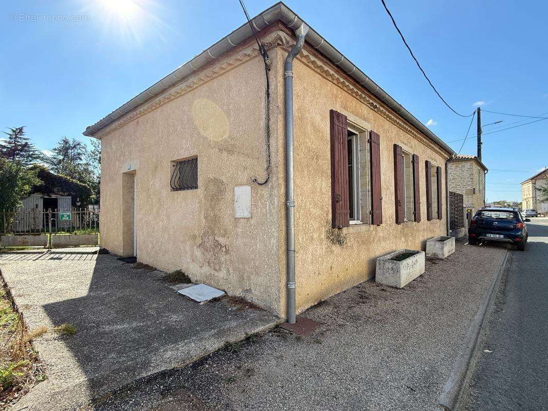 Maison à CASTETS-EN-DORTHE