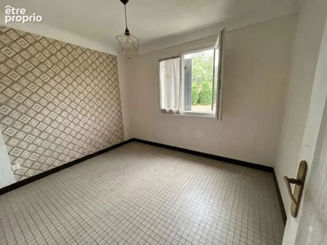 Charmante maison individuelle à vendre à Pujo-le-Plan – Un cadre de vie paisible - photo 6