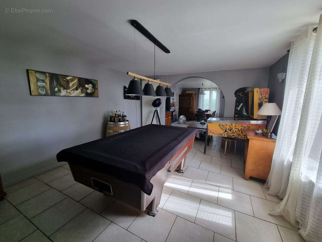 Maison à FRANCHEVILLE