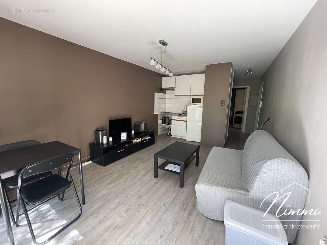 Appartement t2 avec balcon, cave et parking - photo 2