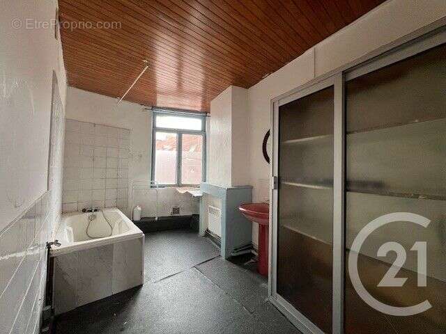 Maison à HELLEMMES-LILLE