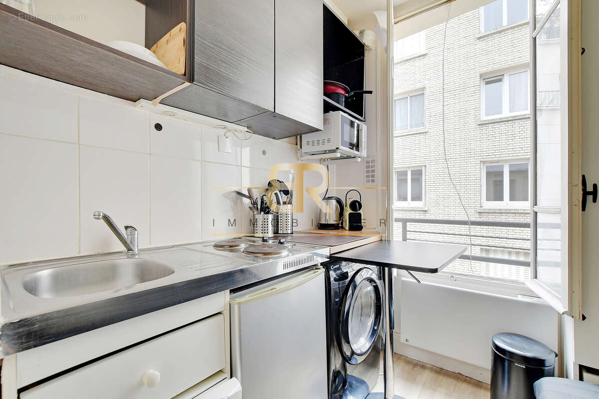 Appartement à PARIS-11E