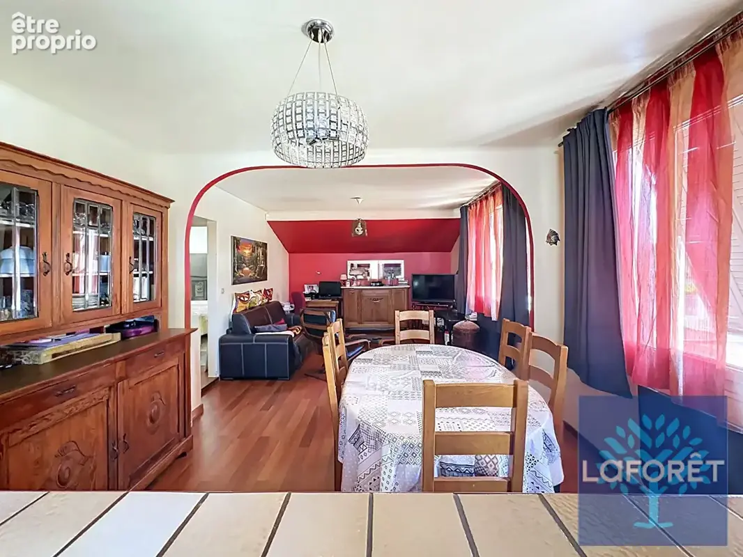 Appartement à VIGNEUX-SUR-SEINE