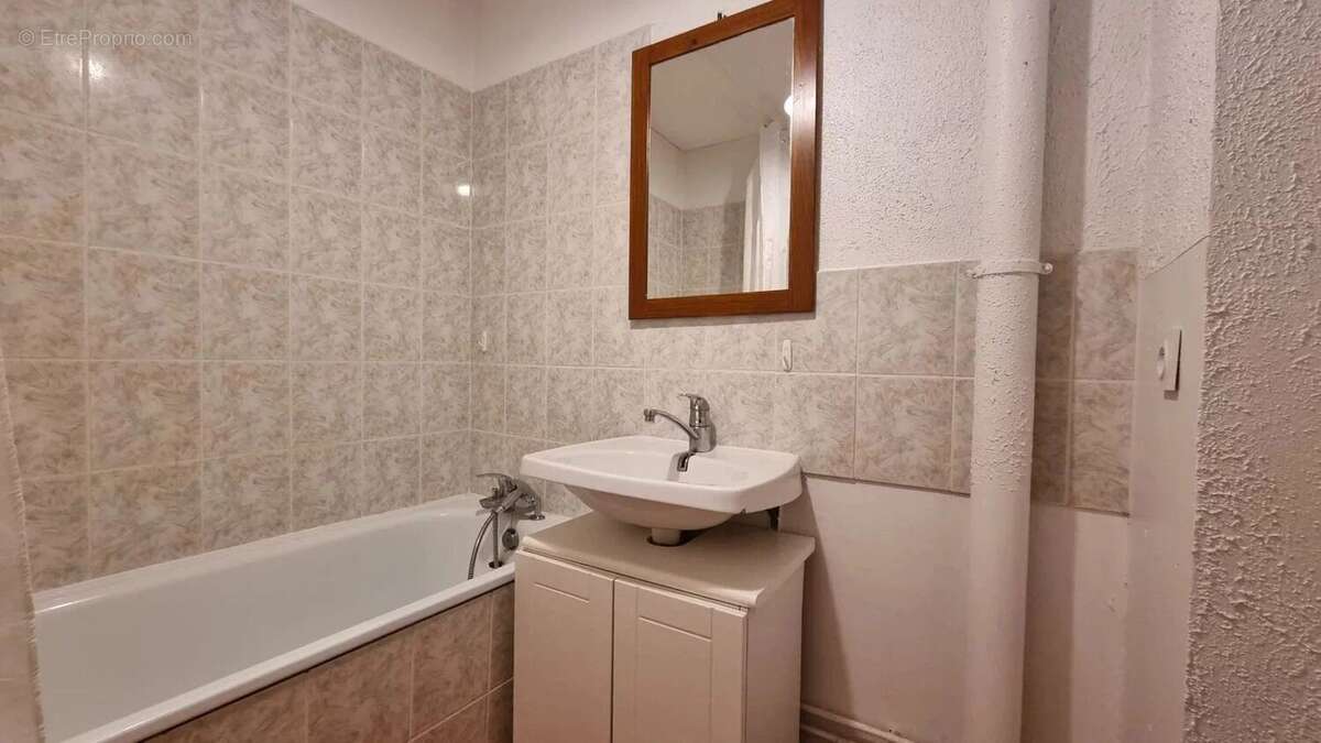 Appartement à BEYNES