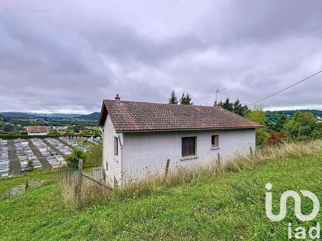 Photo 1 - Maison à BRIVES-CHARENSAC