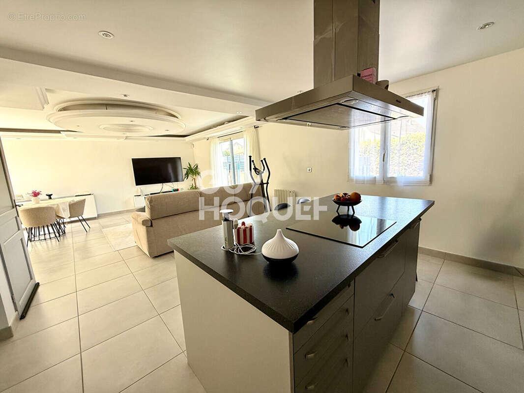 Maison Epone 6 pièces 4 chambres Sous-sol - photo 5