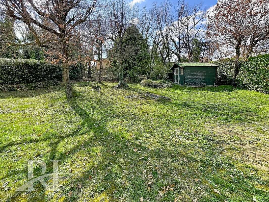 Maison à SAINT-CEZAIRE-SUR-SIAGNE