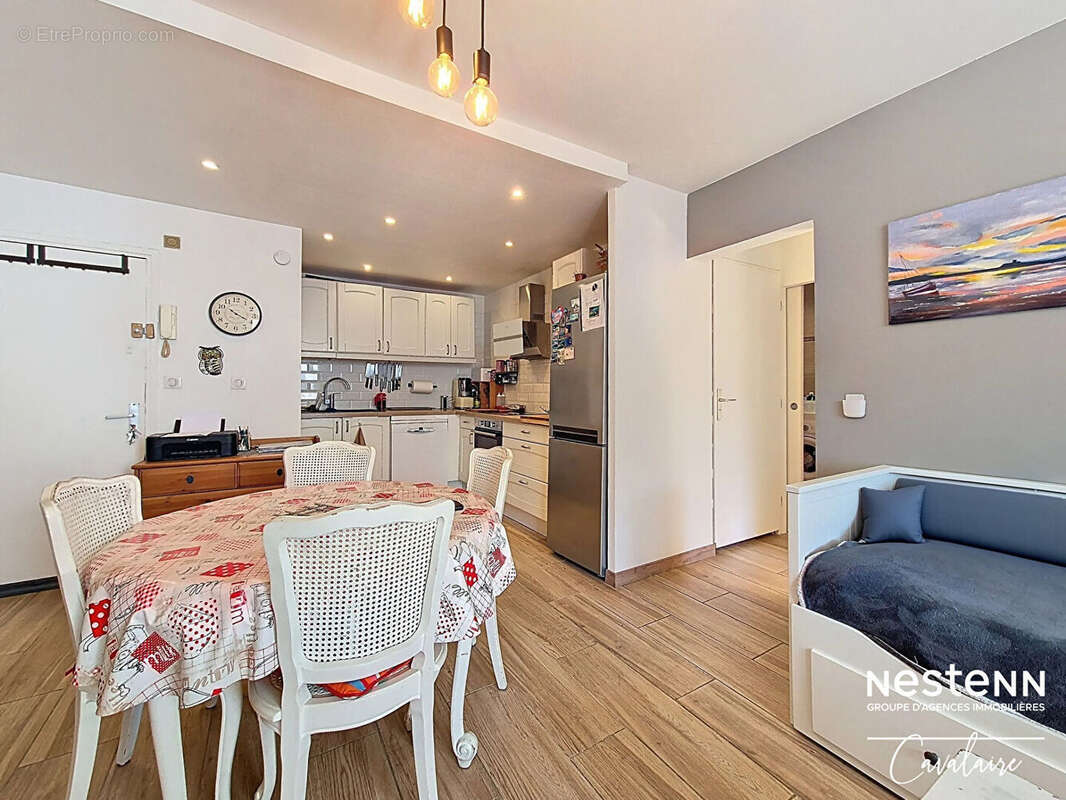 Appartement à LA CROIX-VALMER