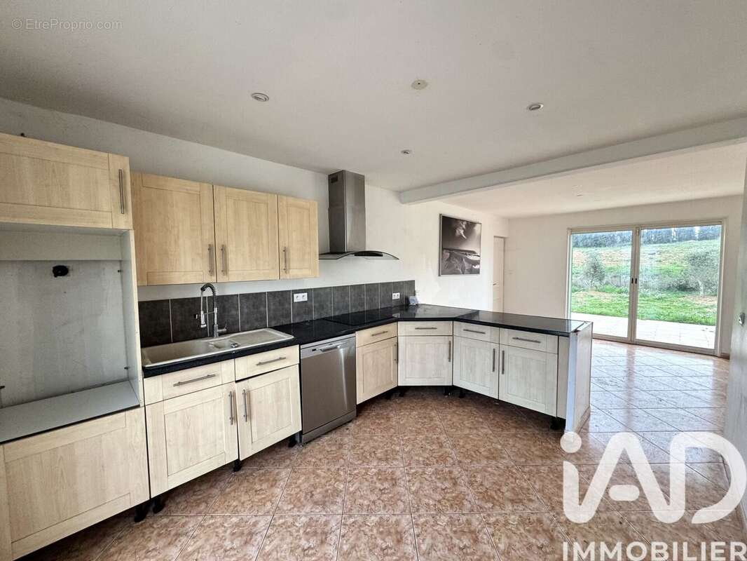 Photo 6 - Maison à SAINT-GILLES