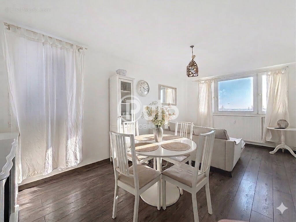 Appartement à WATTIGNIES
